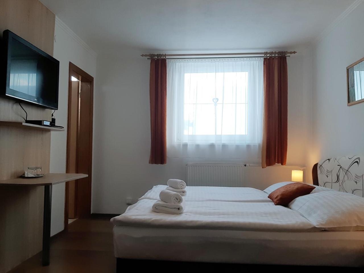 Penzion Lúčky Bagian luar foto